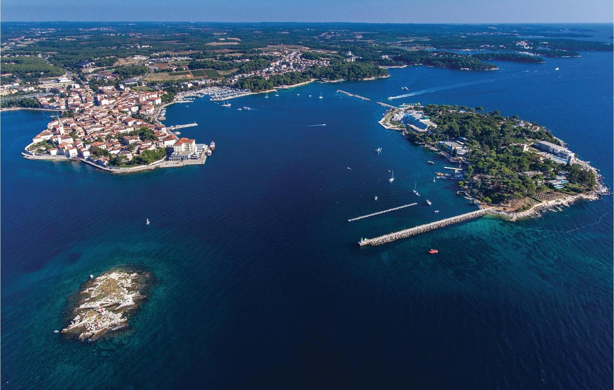 Cozy Apartment In Porec With Wifi Zewnętrze zdjęcie